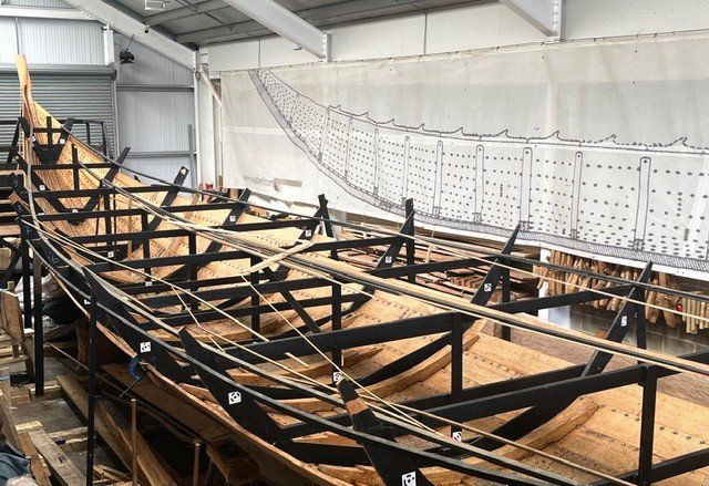GT_Replica Sutton Hoo Ship (Medium)