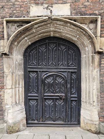 JP-Nov-Doors-medievaldoorinadoor (Medium)