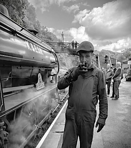 ND_Favourite – Time for a brew (Haverthwaite Railway, Lake District) (Medium)